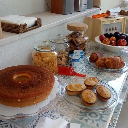 Le Thuje Bed & Breakfast Torre Lapillo