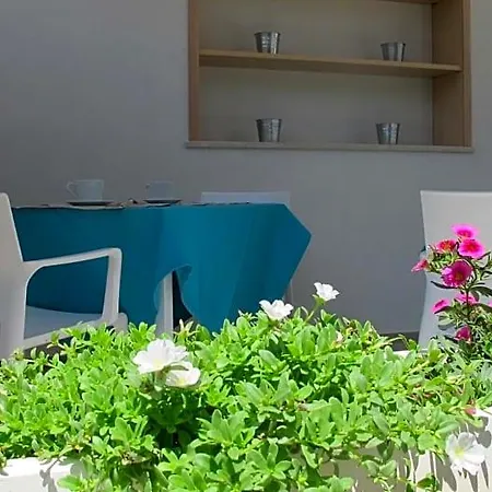 B&B Le Thuje 토레 라필로